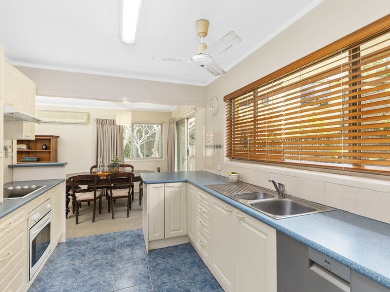 29G/3-17 Darling Point  Road, Darling Point, Kenmore - Thumbnail 4