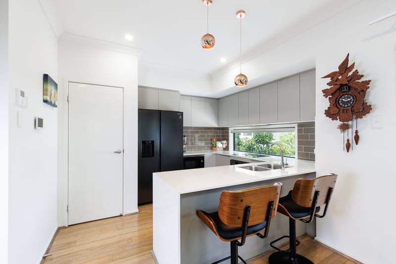 4/21 Kersley Road, Kenmore - Thumbnail 4