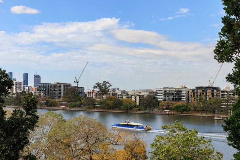 402/527 Coronation Drive, Toowong - Thumbnail 3