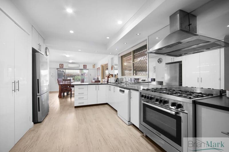 10/108 Mary Street, Richmond, VIC, Wyndham Vale - Thumbnail 2