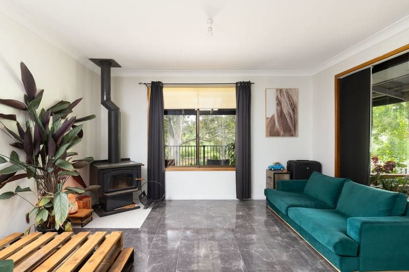 45 & 45A Mitchell Street, Karana Downs - Thumbnail 5