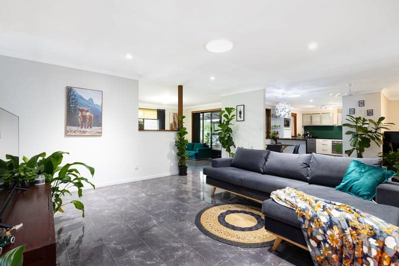 45 & 45A Mitchell Street, Karana Downs - Thumbnail 6