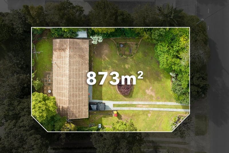 19 Marshall Lane, Kenmore - Thumbnail 2