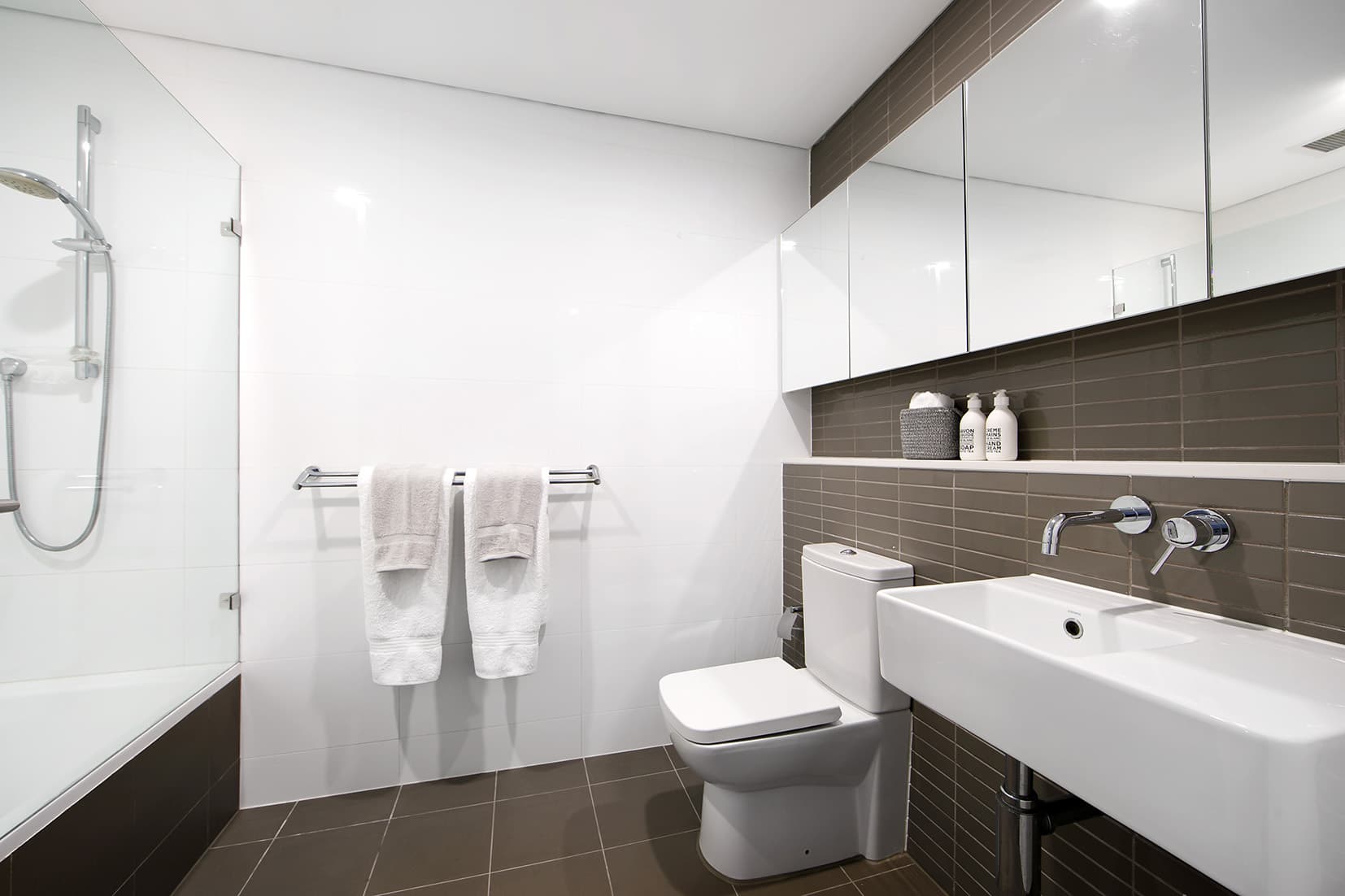 15 Alphitonia Court,  Moggill, Moggill - Thumbnail 3