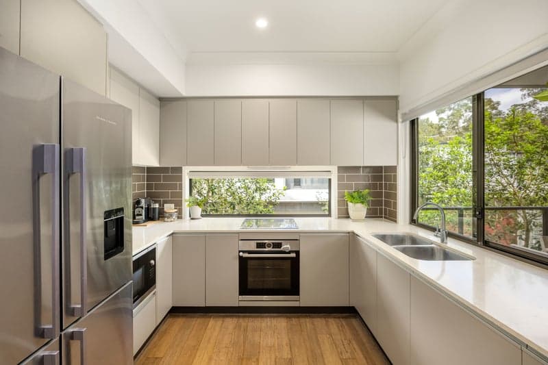 21/21 Kersley Road, Kenmore - Thumbnail 4