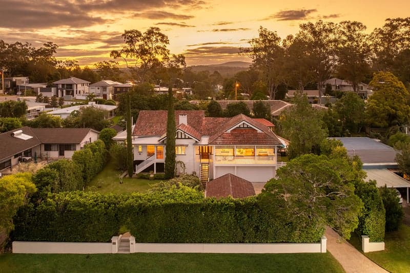 8a Gleneagle Street, Kenmore - Thumbnail 2