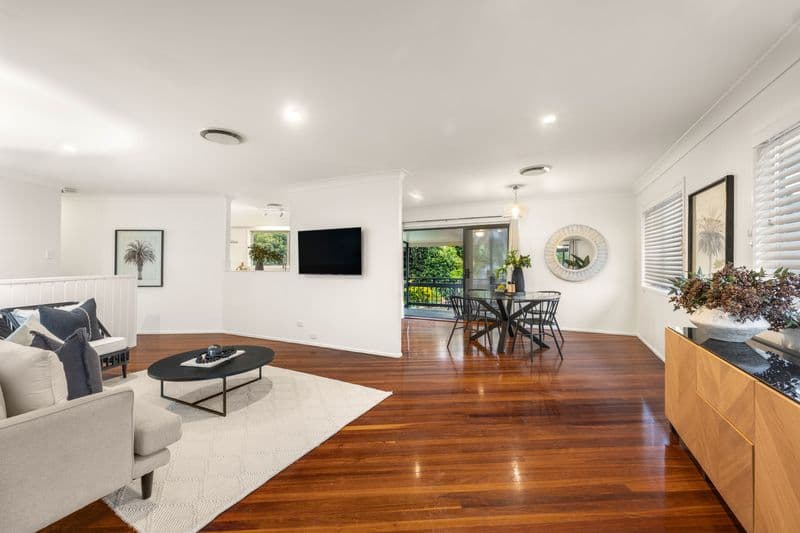 1/24 Carr Street, Kenmore - Thumbnail 4