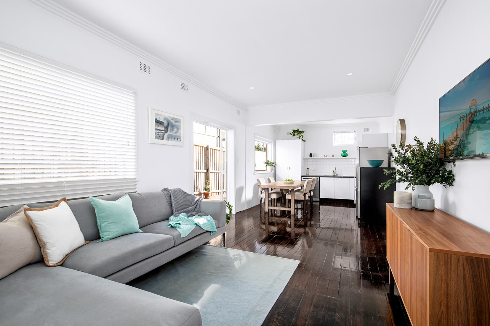 2/36-38 Willis Street, Queens Park - Image 1