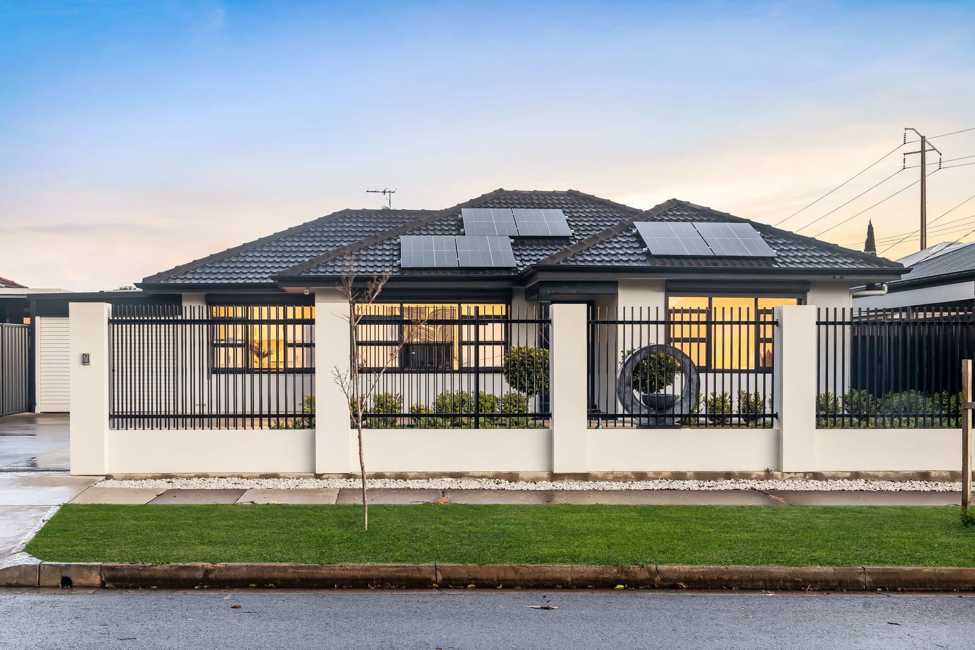 4 Woodland Road, Mitchell Park - Image 1