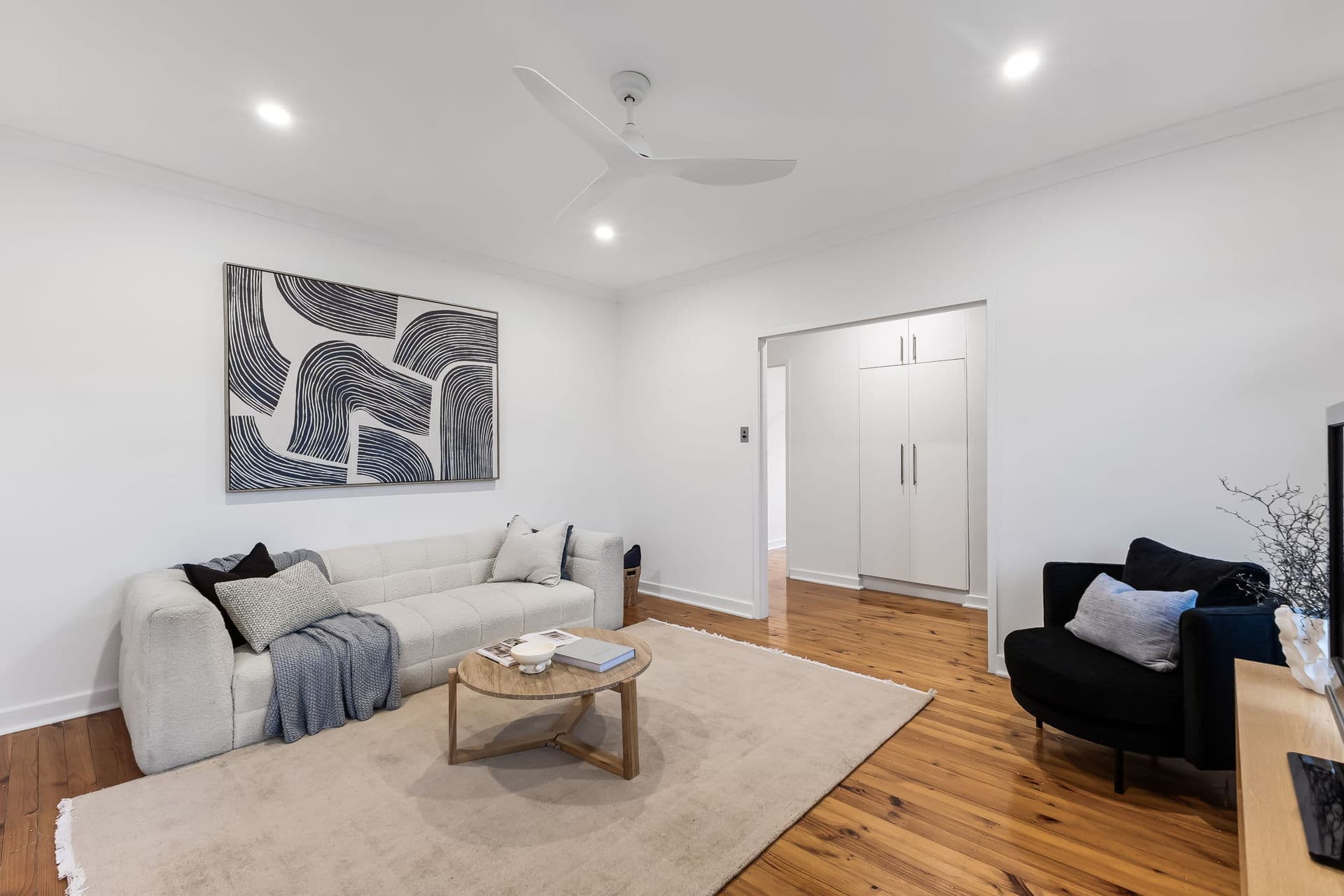 4 Woodland Road, Mitchell Park - Thumbnail 3