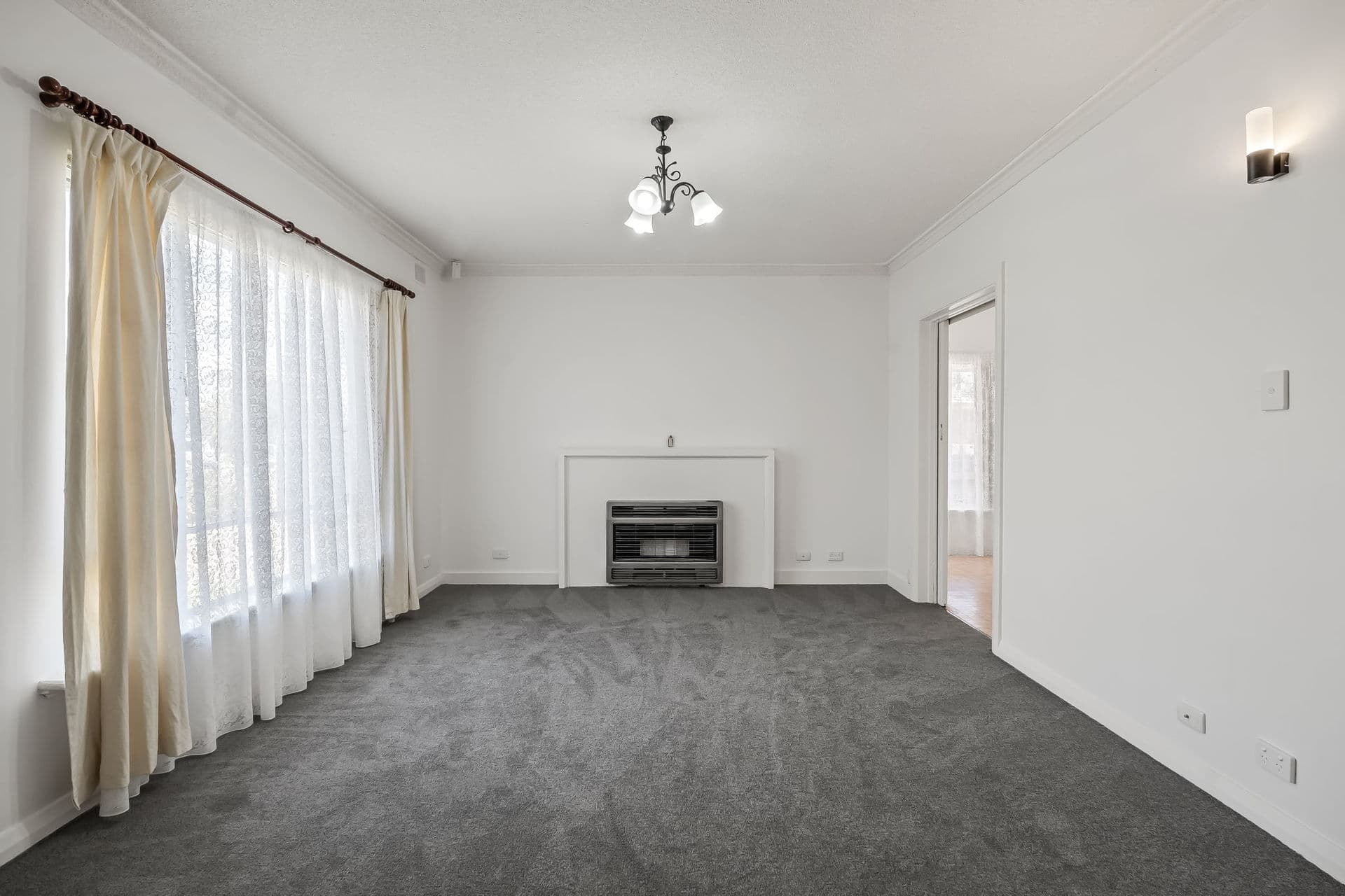 55 Suzanne Avenue, Morphett Vale - Thumbnail 3