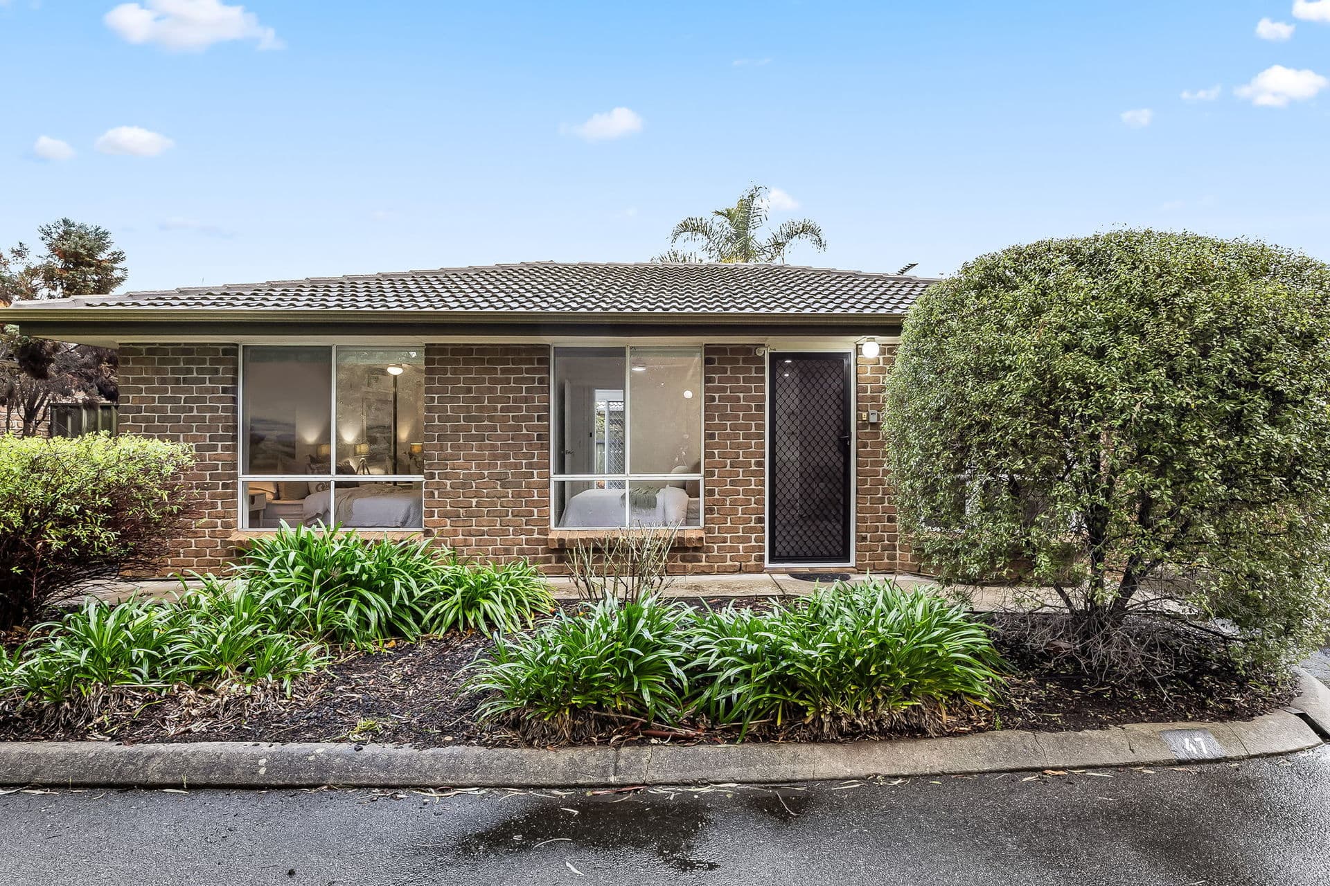 47/129 Smart Road, Modbury - Image 1