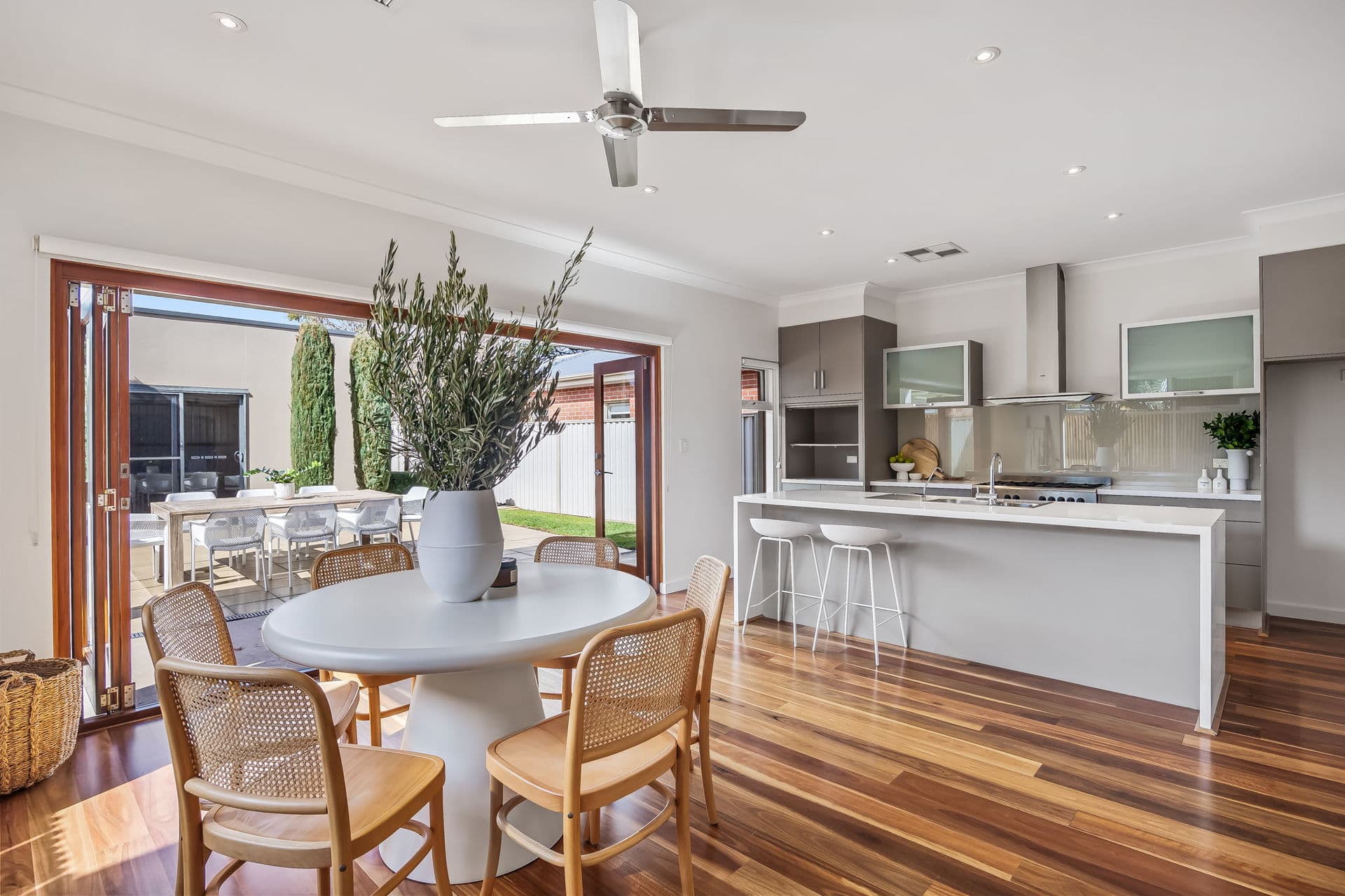 1B Winifred Avenue, Black Forest - Thumbnail 5