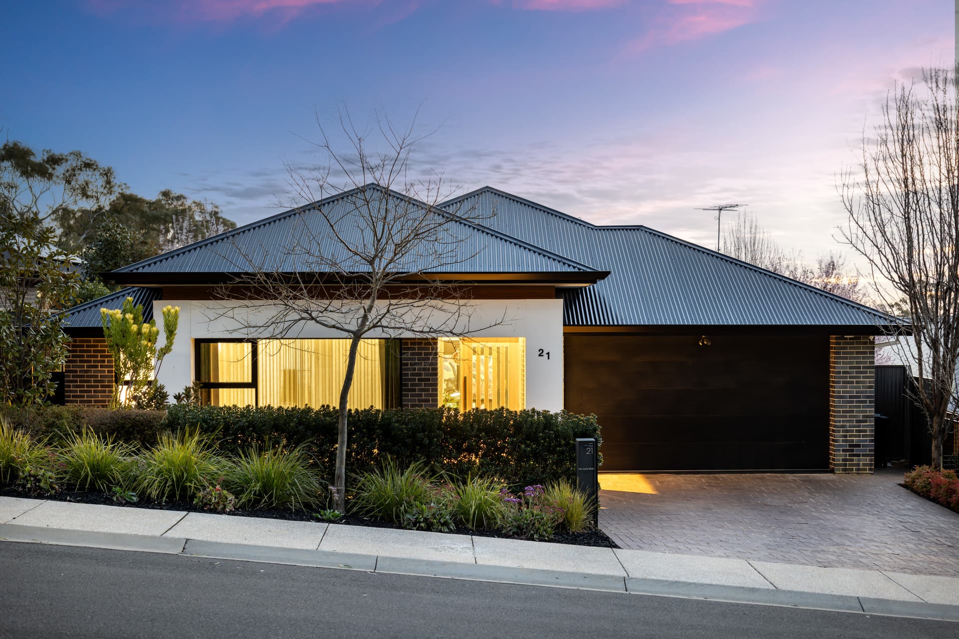 21 Symon Crescent, Craigburn Farm - Image 1