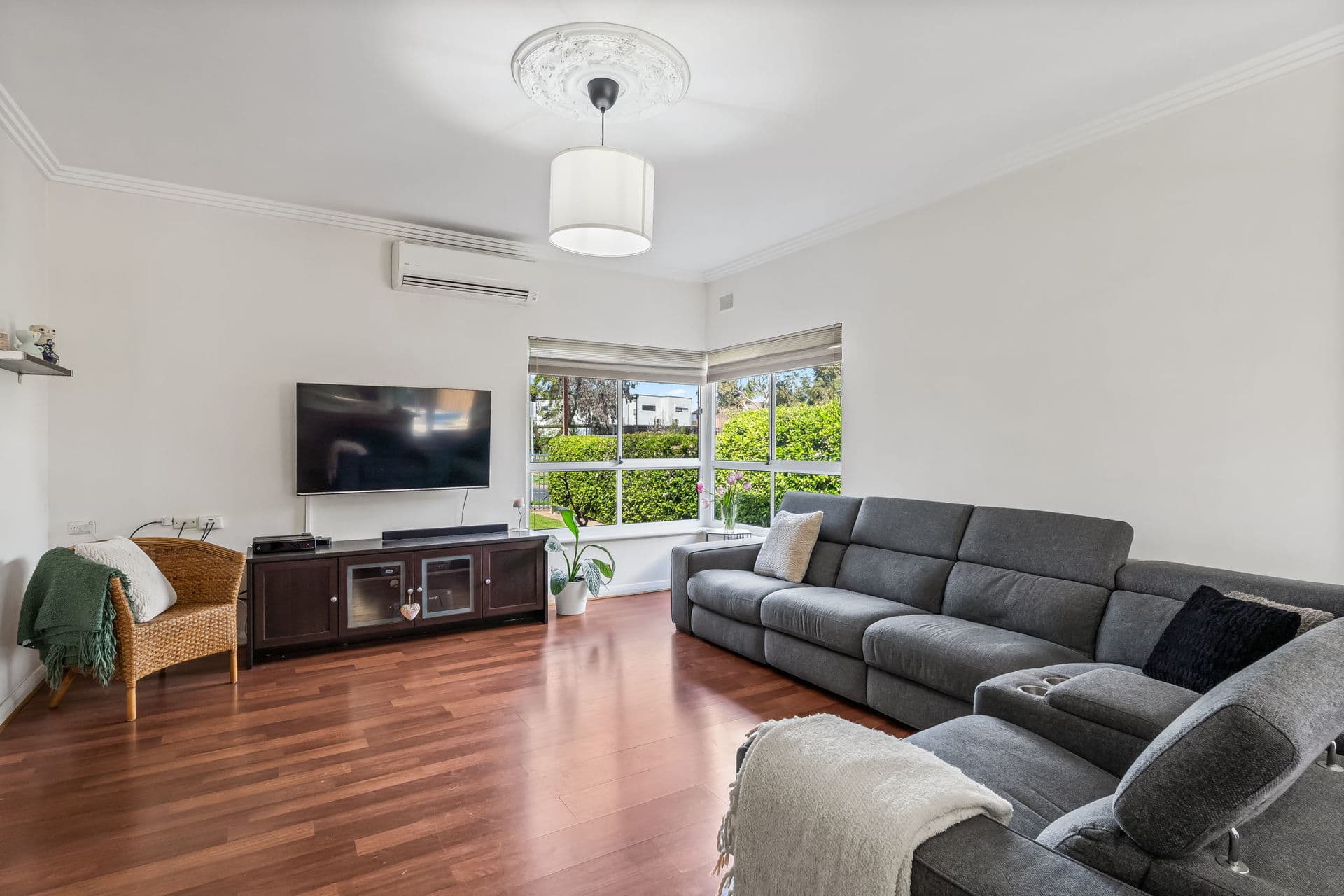 11 Osborn Terrace, Plympton - Thumbnail 3