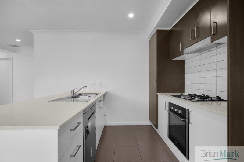 46 Riland Boulevard, Tarneit - Thumbnail 2