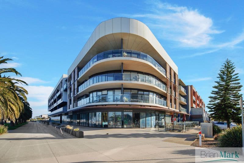 119/50 Catamaran Drive, Werribee South - Thumbnail 2
