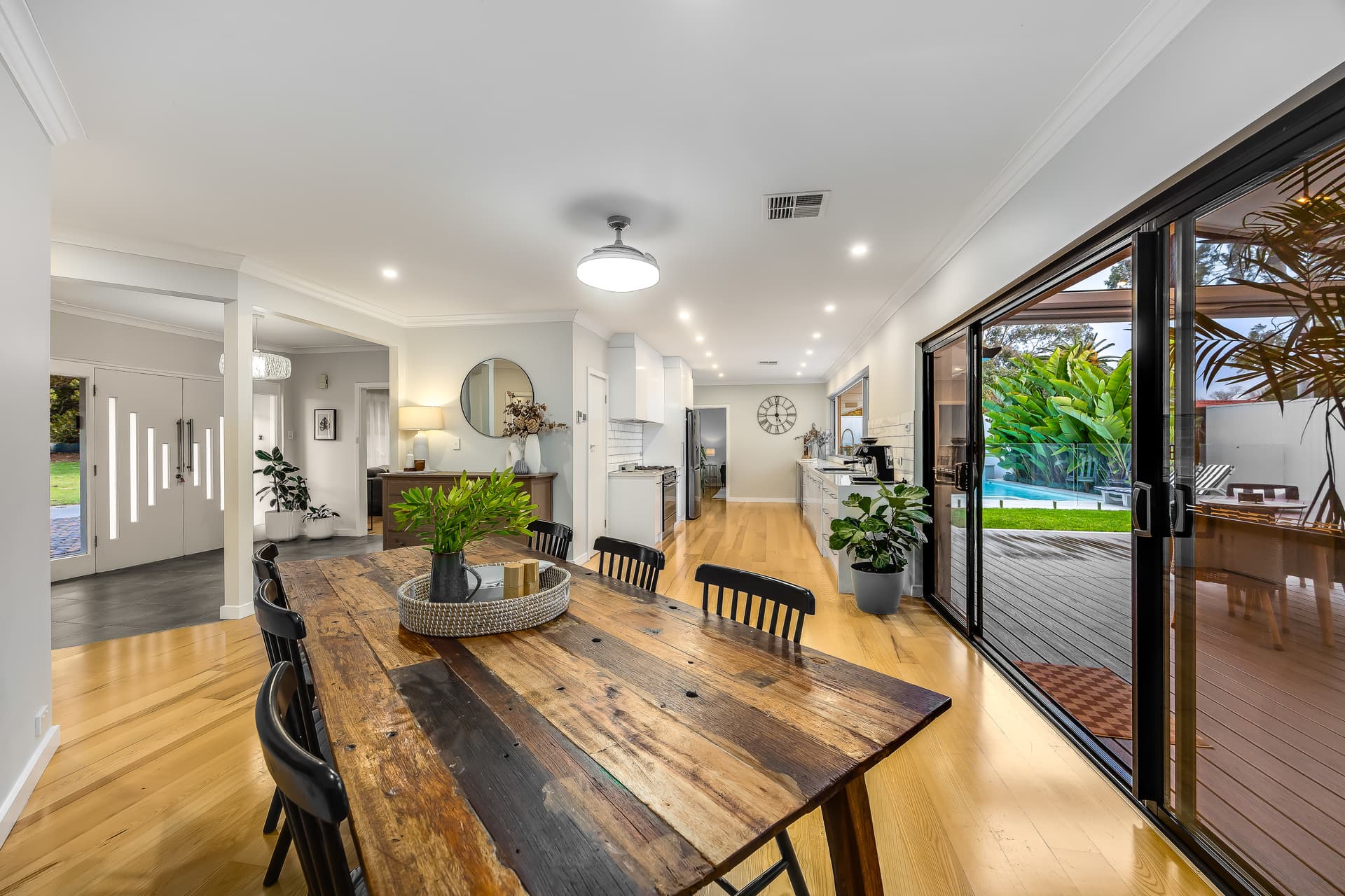 16 Louise Avenue, Fulham - Thumbnail 5