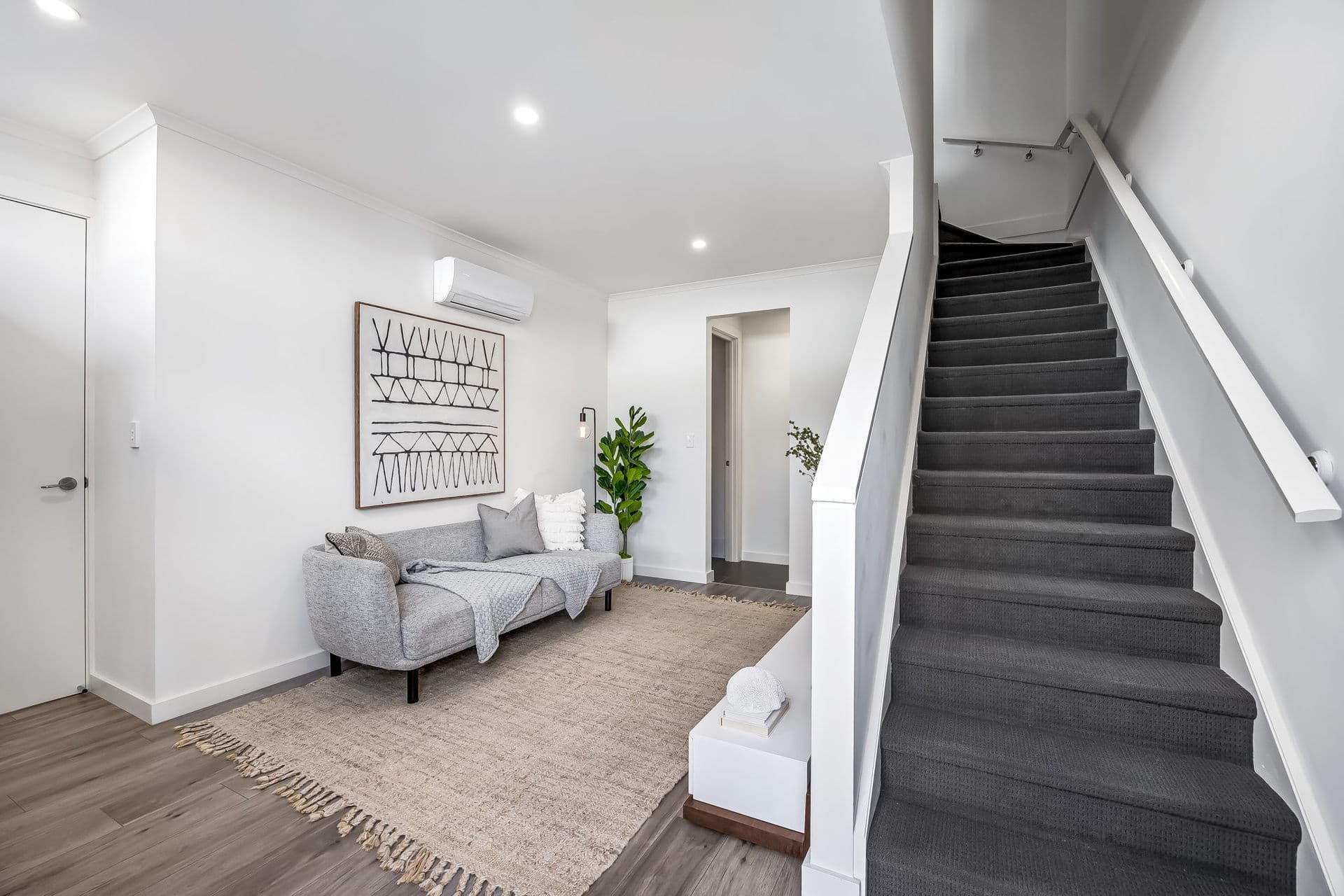 2 Stuart Lane, Lightsview - Thumbnail 4