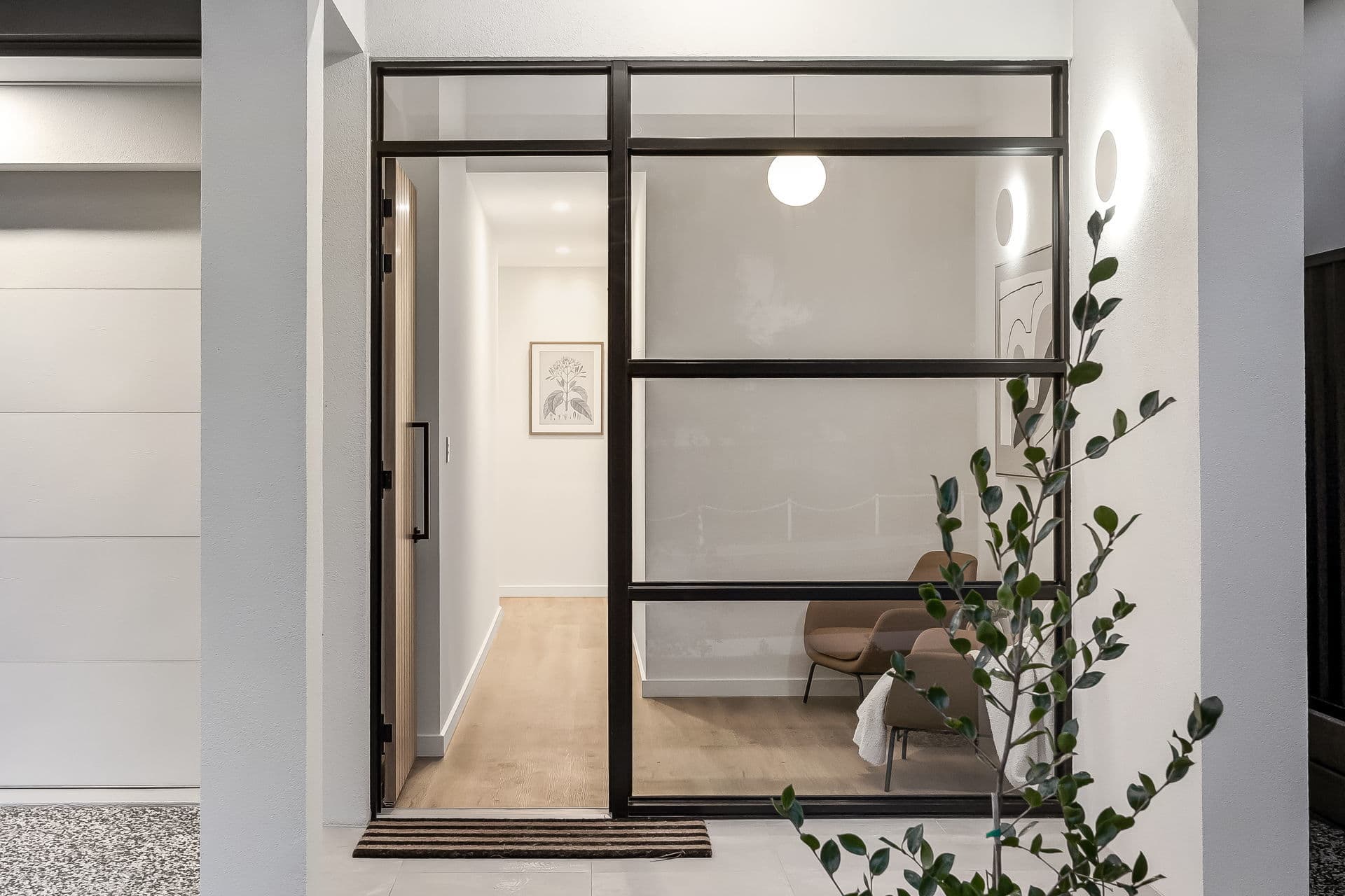 19A Branksome Terrace, Dover Gardens - Thumbnail 2