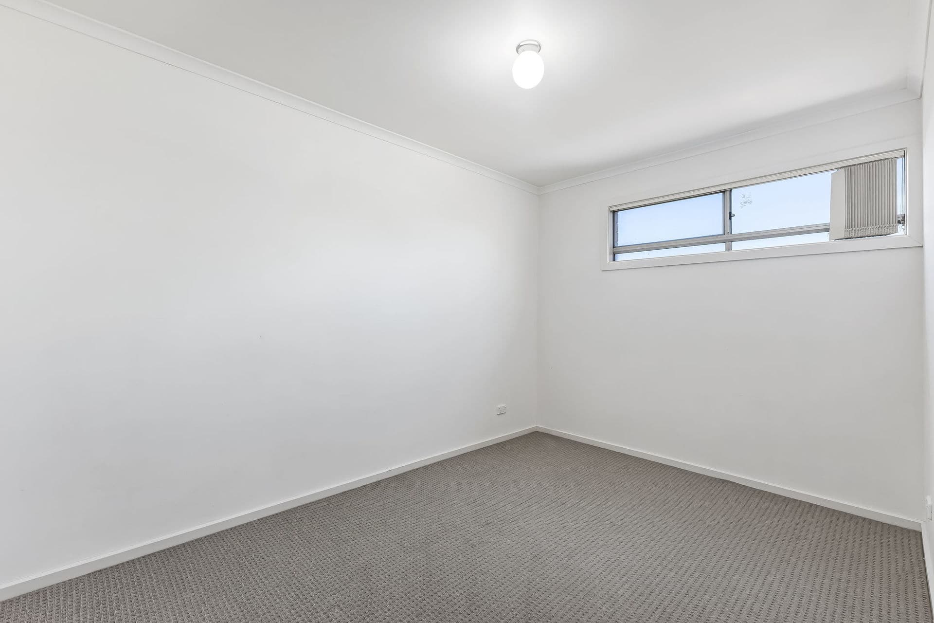 5 Parkside Walk, Smithfield Plains - Thumbnail 8