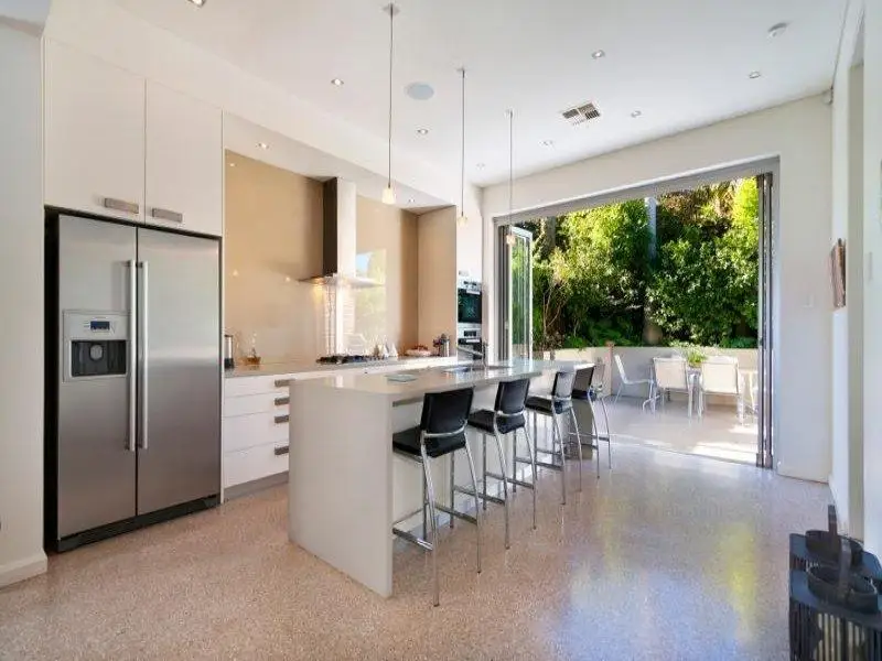 6/72 St Marks Road, Werribee - Image 1