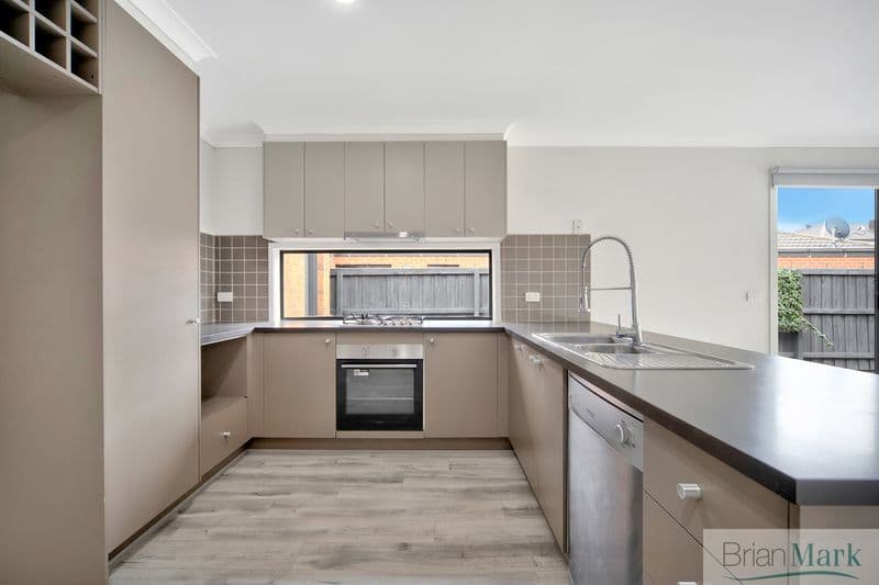7/53 Helena Street, Randwick, Tarneit - Thumbnail 3