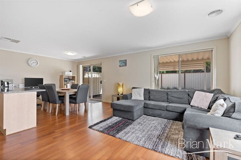 15/70-78 Cook Road, Centennial Park, Tarneit - Thumbnail 3