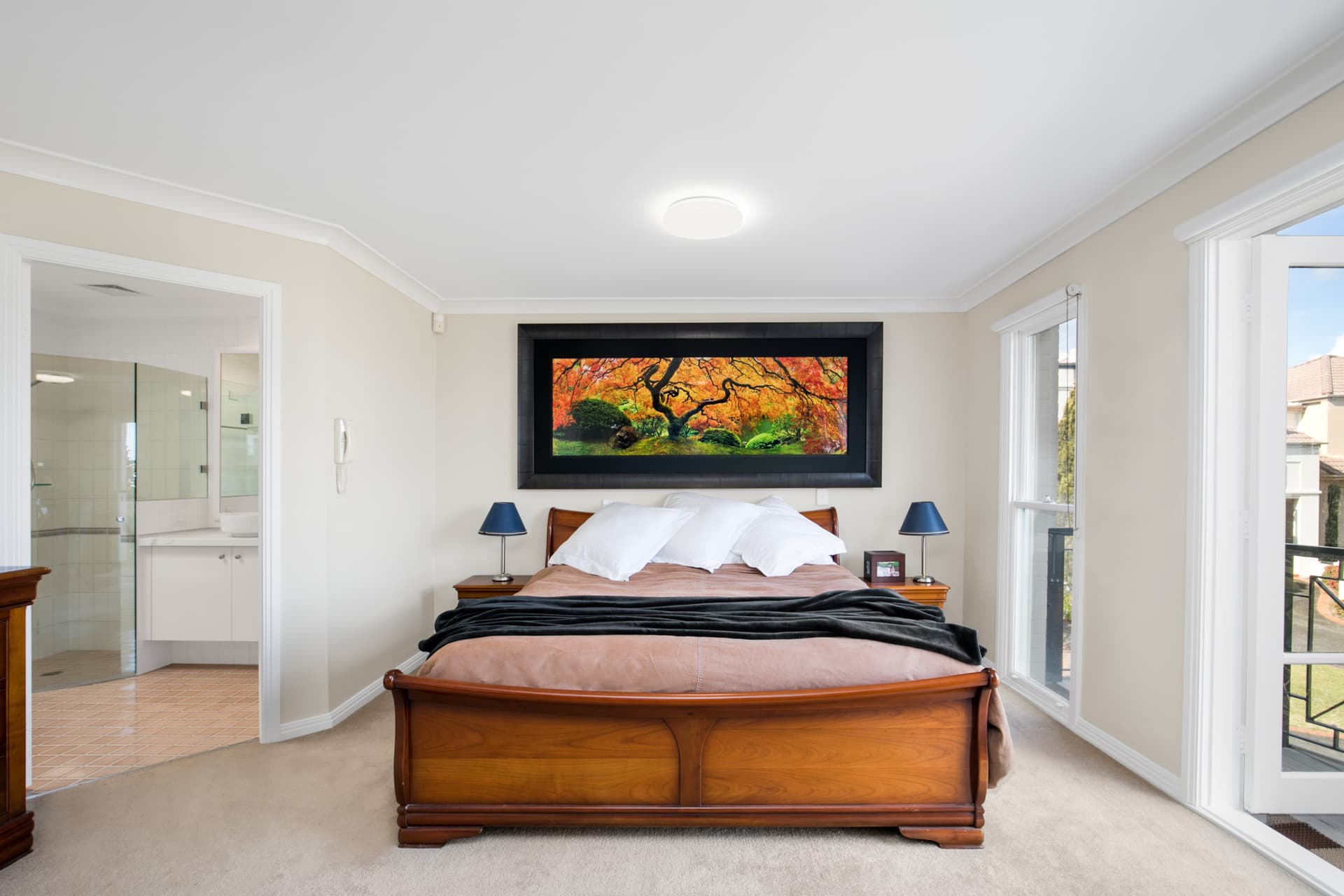 11 The Serpentine, Kensington, Kensington - Thumbnail 2