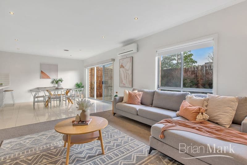 6/2-6 Anglia Court, Werribee - Thumbnail 2