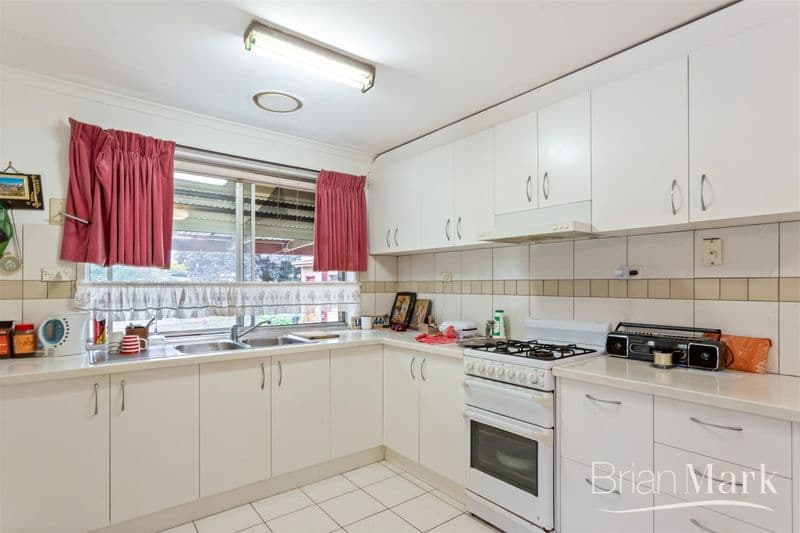 4/54A Hopewell St, Werribee - Thumbnail 2
