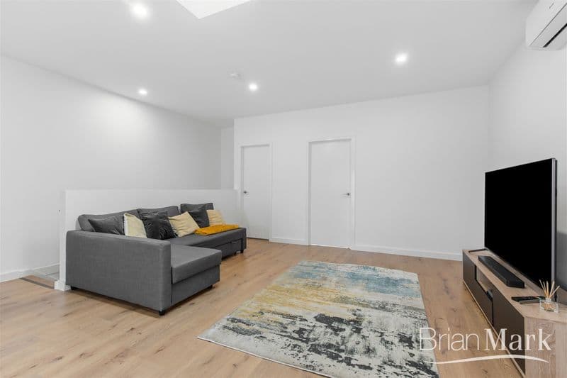 5 Mullavey Place, Werribee - Thumbnail 5