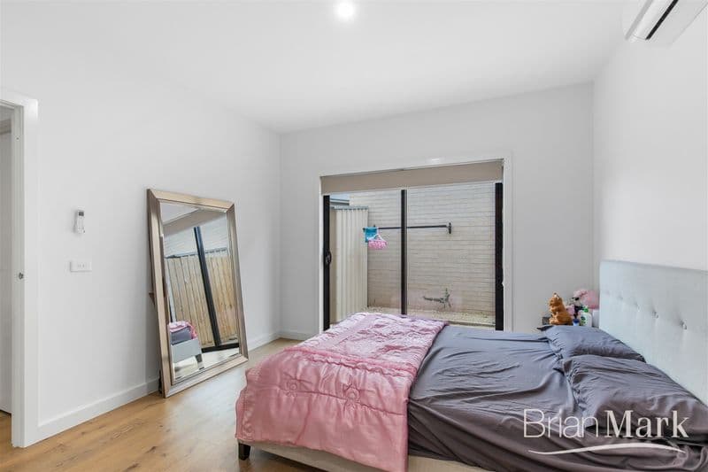 5 Mullavey Place, Werribee - Thumbnail 8