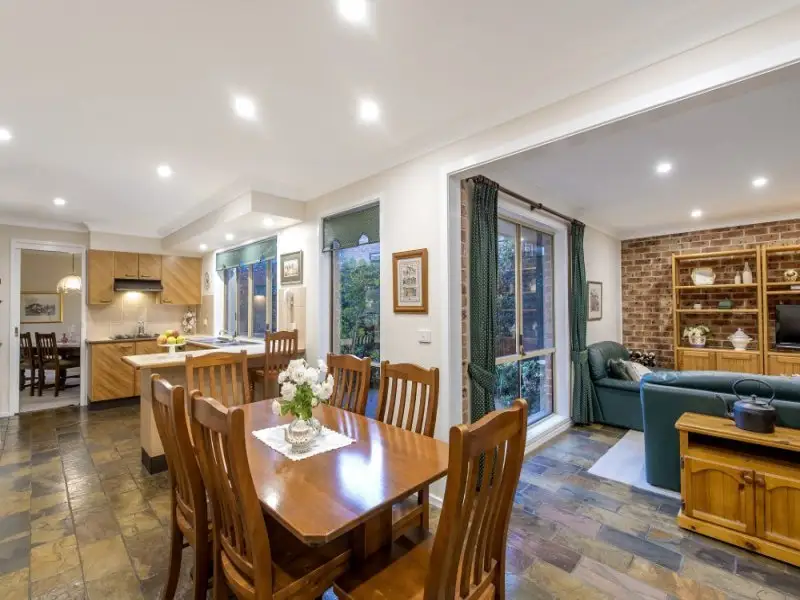 9/3 5 Shackel Avenue, Brookvale - Thumbnail 2