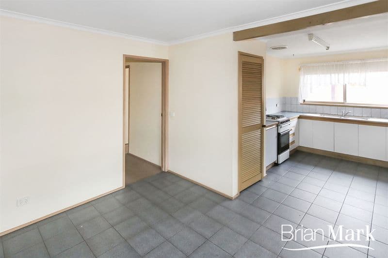 2/214 Morris Road, Hoppers Crossing - Thumbnail 3