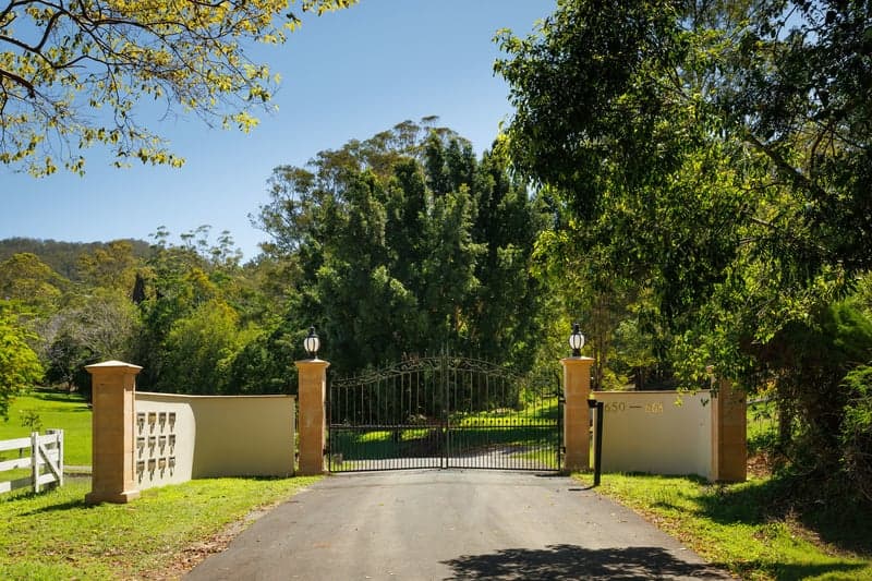 660 Upper Brookfield Road, Upper Brookfield - Thumbnail 4