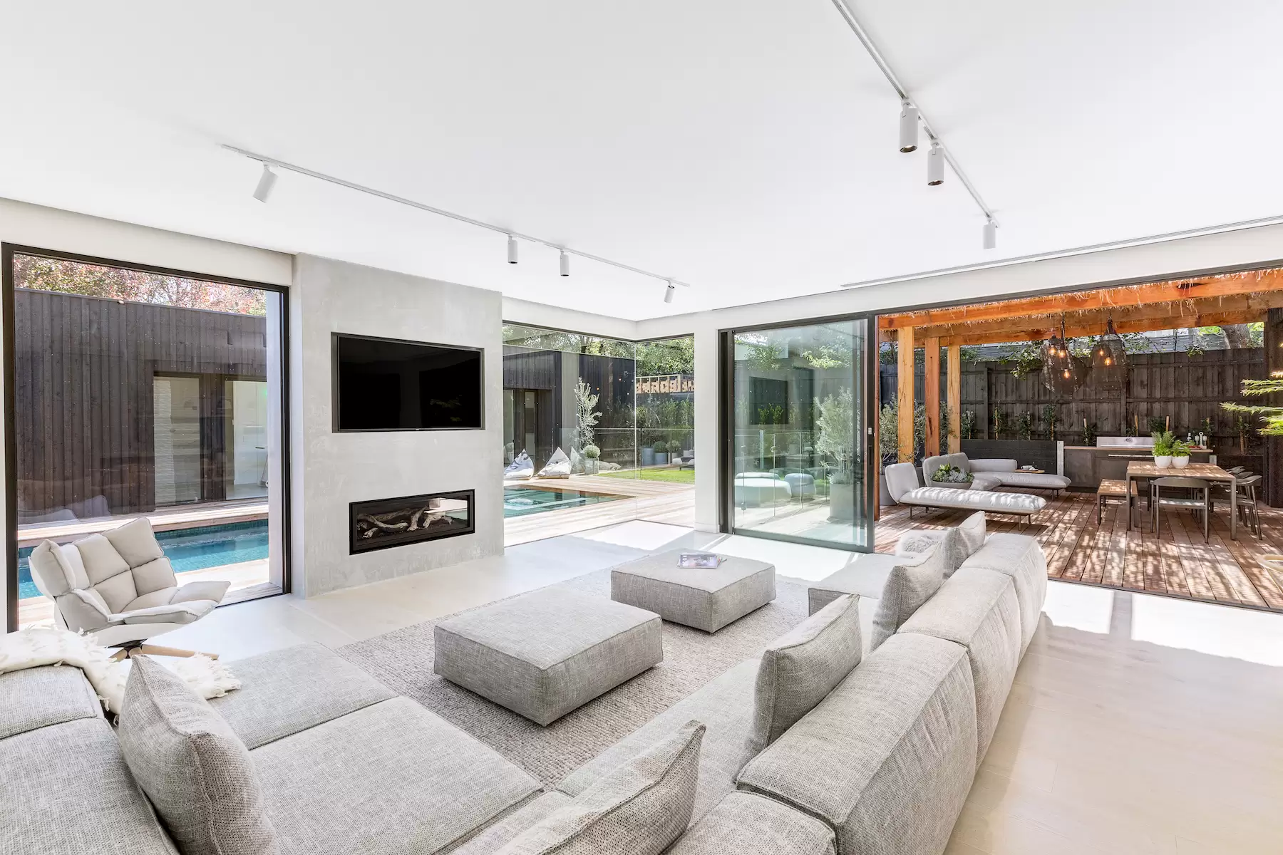 35/300 Mitchell Road, Korora - Thumbnail 8