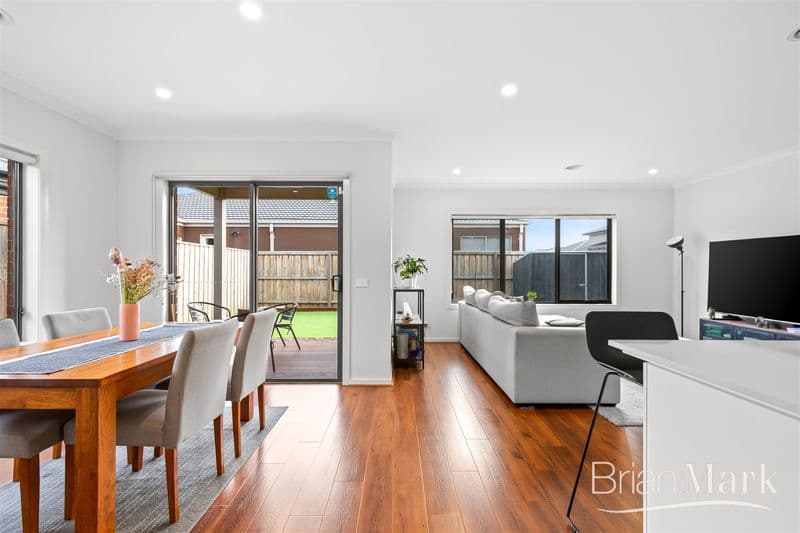 11 Kurung Drive, Wyndham Vale - Thumbnail 4