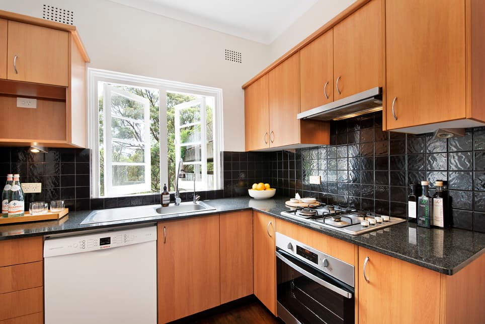 1/9 Martins Avenue, Bondi, Little Bay - Thumbnail 2