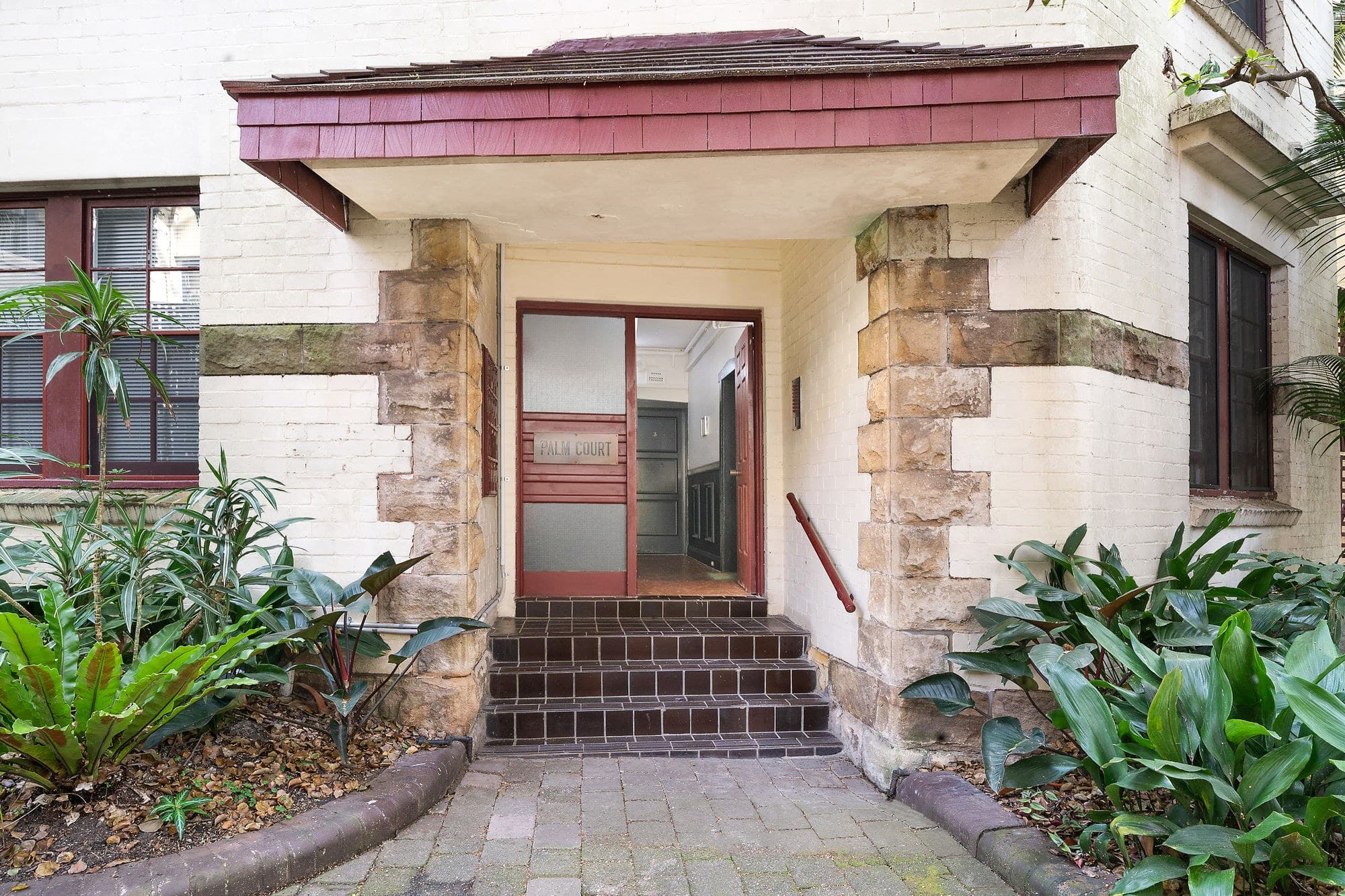 11/42 Bayswater Road, Potts Point - Image 1