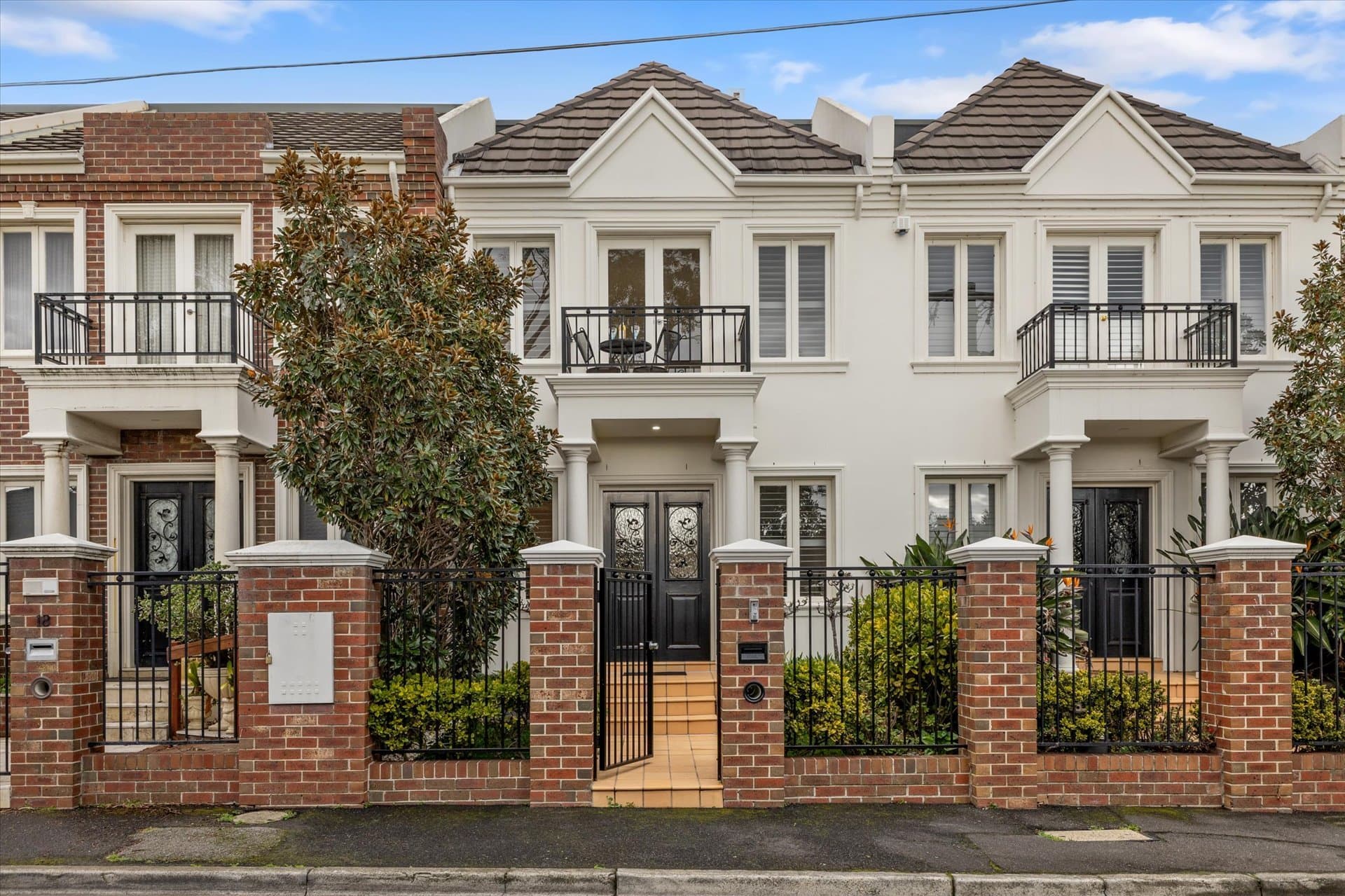 33/15 River Boulevard, Richmond, VIC, Eatons Hill - Image 1