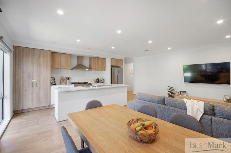 8/5 Ocean Street, Woollahra, Werribee - Thumbnail 7