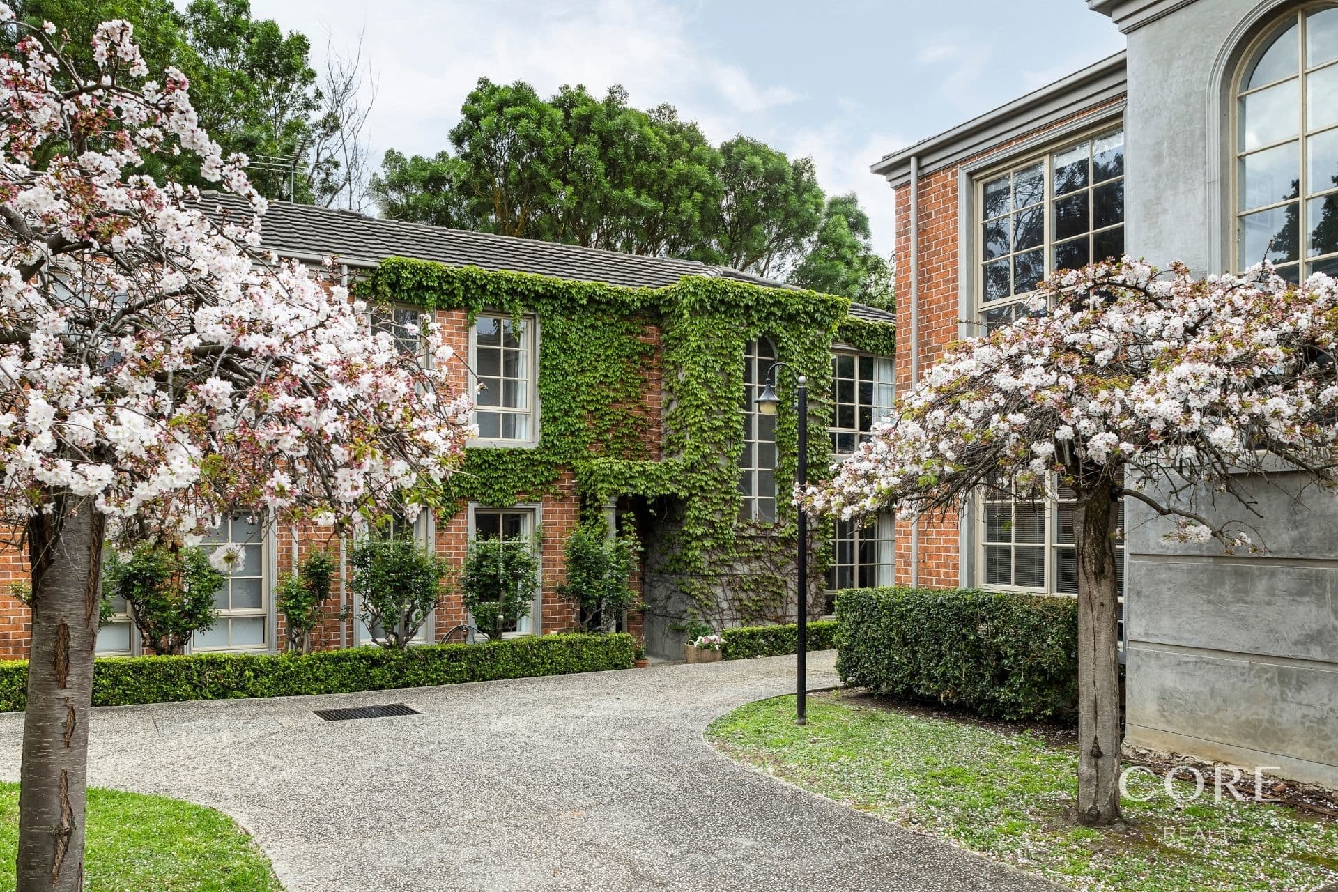 2/24 Marcel Avenue, Randwick, Arana Hills - Image 1
