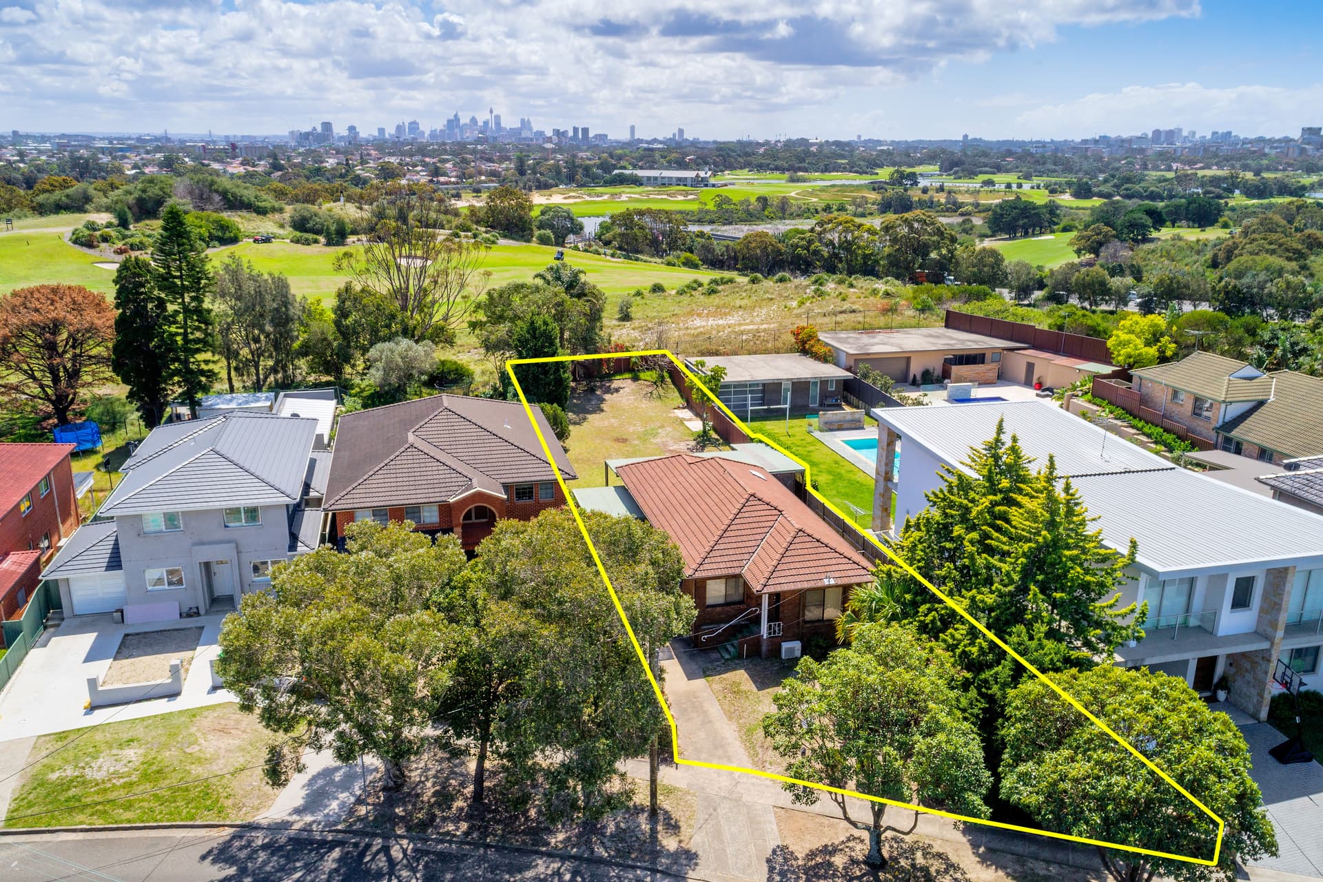 22 Cannow Street, Ferny Grove, Ferny Grove - Image 1