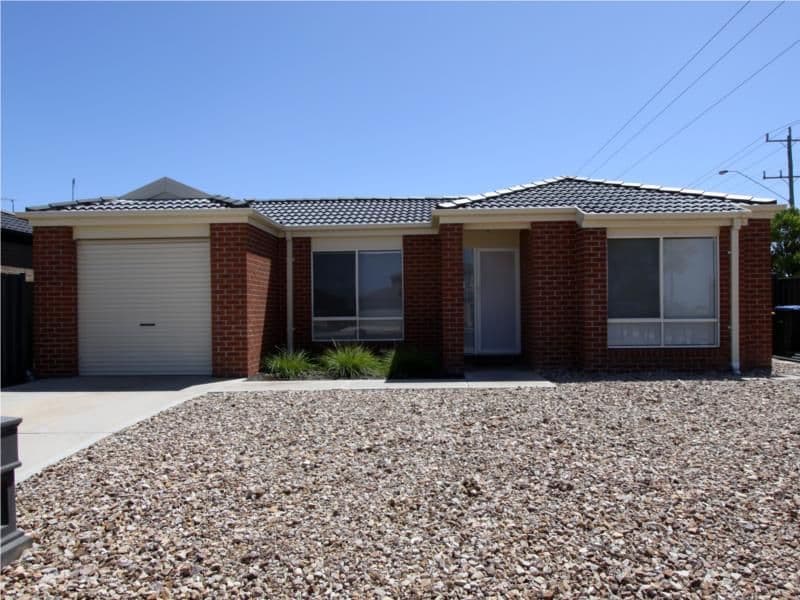 4/19-27 Carters Lane, Truganina - Image 1