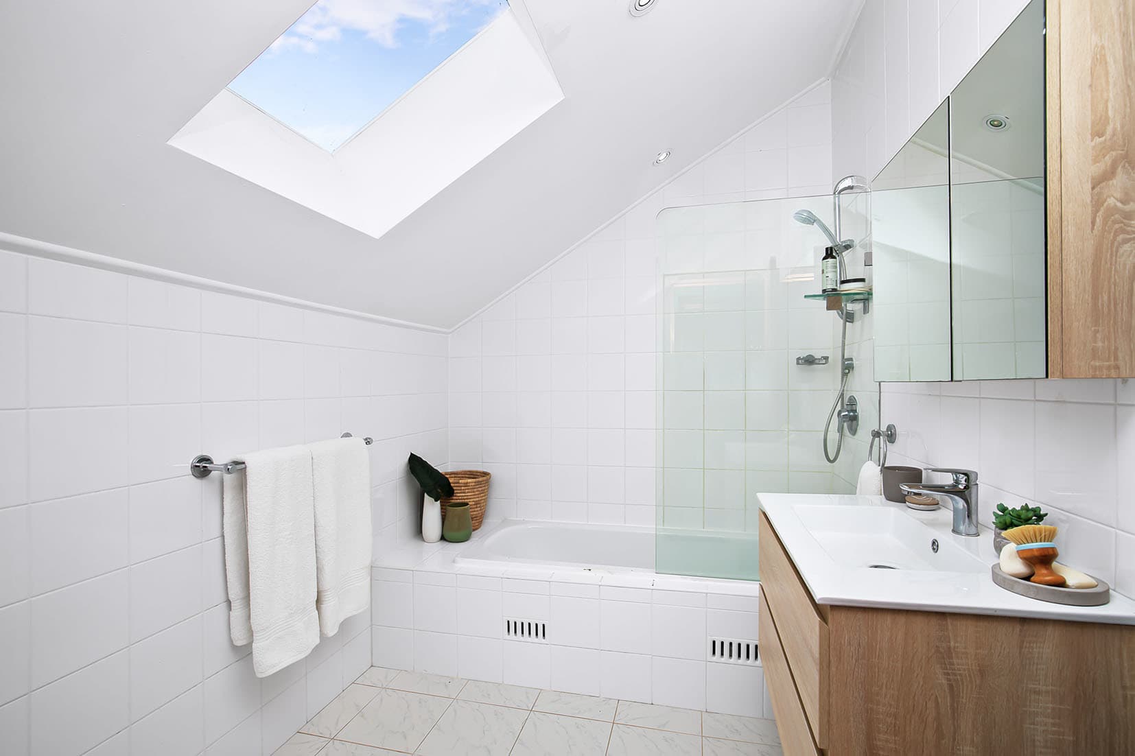 57 Saturn Crescent, Bridgeman Downs, Rosebery - Thumbnail 4