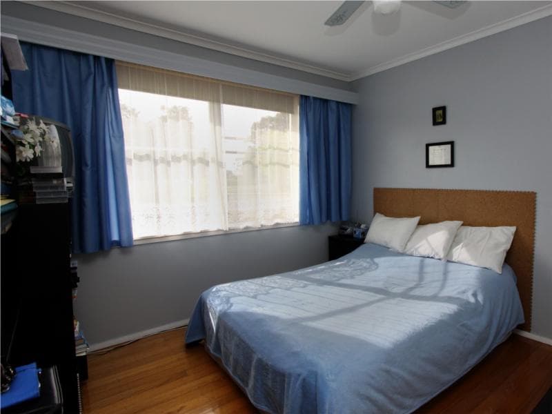 35 Golden Avenue, Werribee - Thumbnail 5