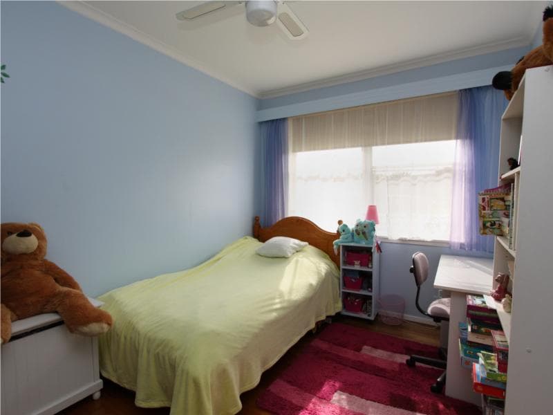 35 Golden Avenue, Werribee - Thumbnail 8
