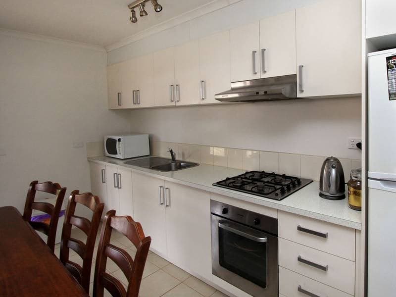 1/74 Cutter Street, Richmond, VIC, Tarneit - Thumbnail 4