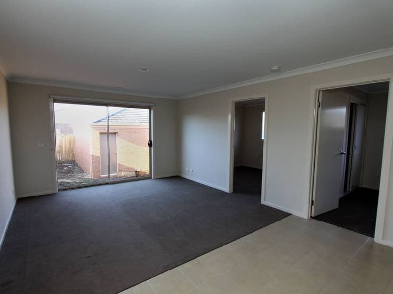 7 Bianca Boulevard, Tarneit - Thumbnail 3